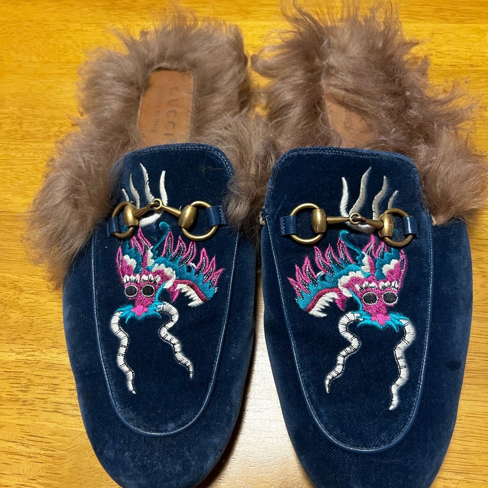 Gucci Tan Fur Lined Accessory